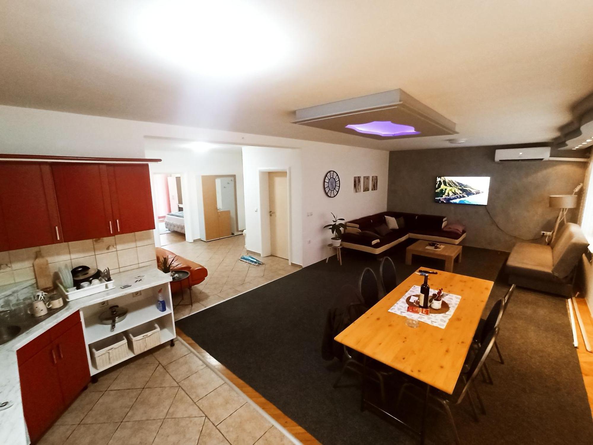 Royal Apartmani Bosanski Samac Экстерьер фото