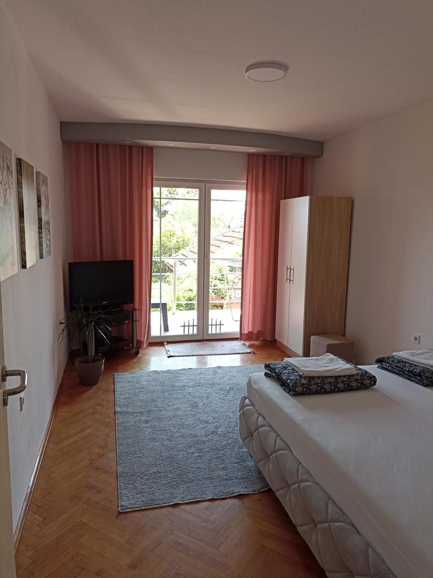 Royal Apartmani Bosanski Samac Экстерьер фото