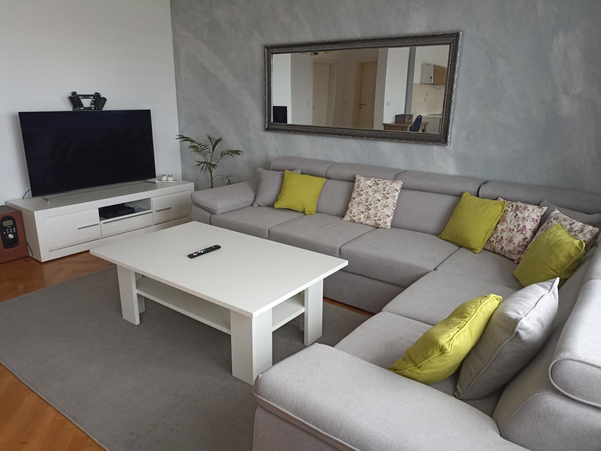 Royal Apartmani Bosanski Samac Экстерьер фото